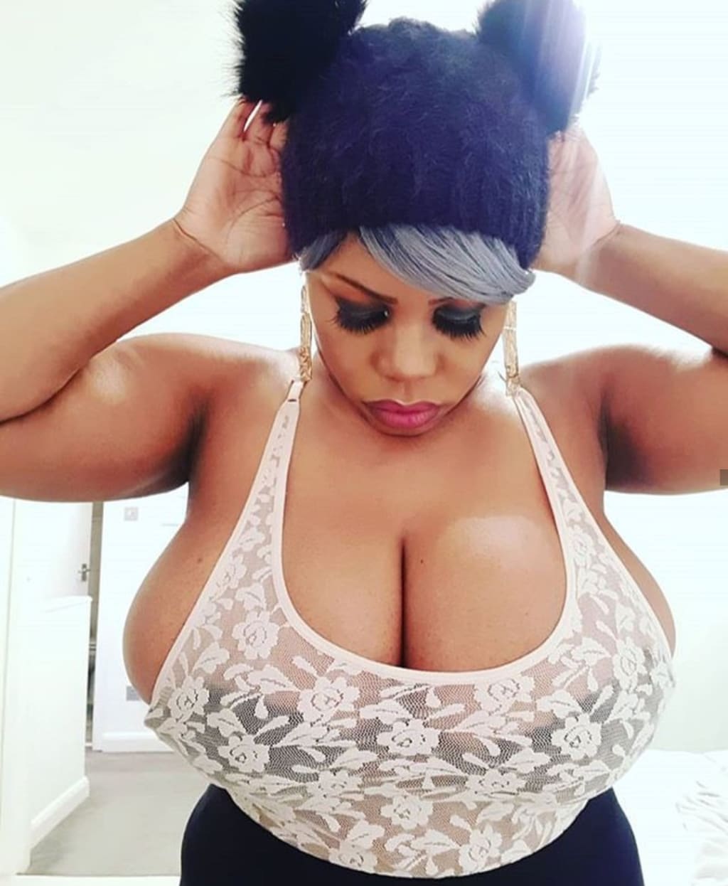 aj baynes add photo big black tits and boobs