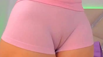 aden lim recommends perfect cameltoe porn pic