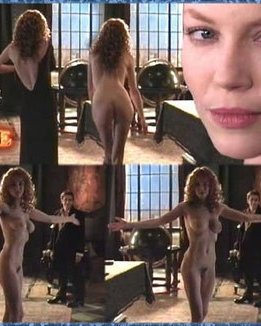 Connie Nielsen Boobs fetish picturesi