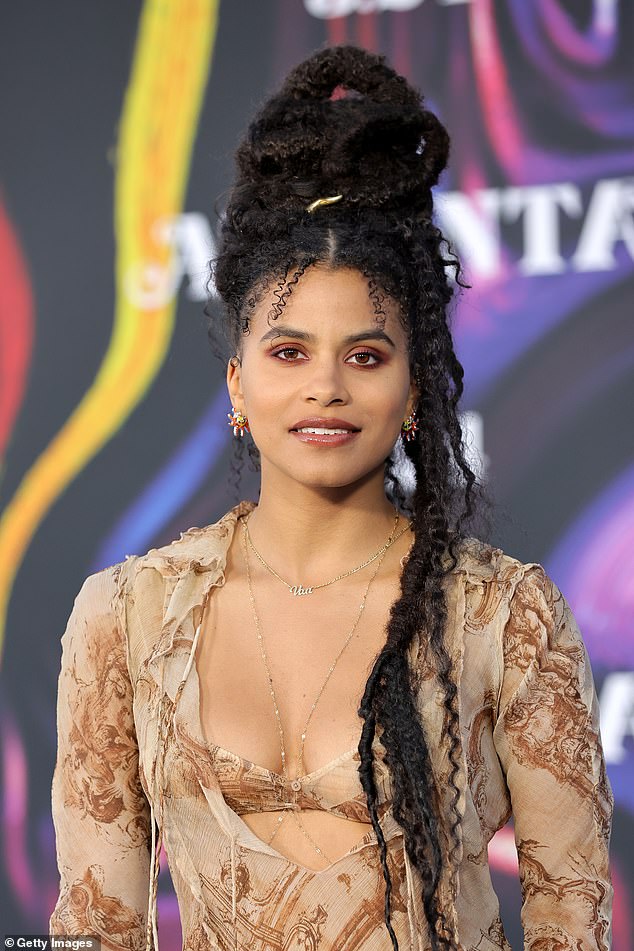 darren pamplona recommends Zazie Beetz Nude