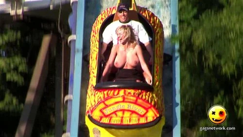 dominique hare share tits on rollercoaster photos