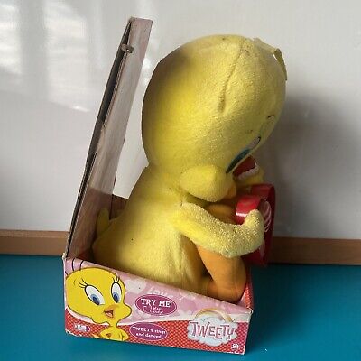 daisuke hayashi share tweety valentine photos