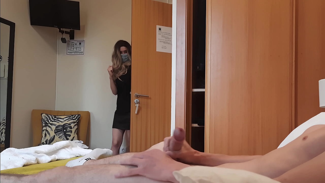 Hotel Maid Flashing gays free