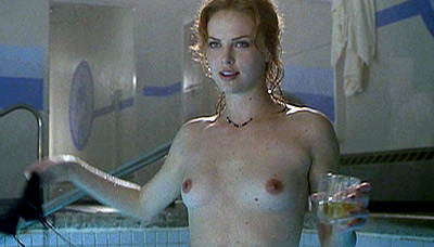 nude photos of lauren holly