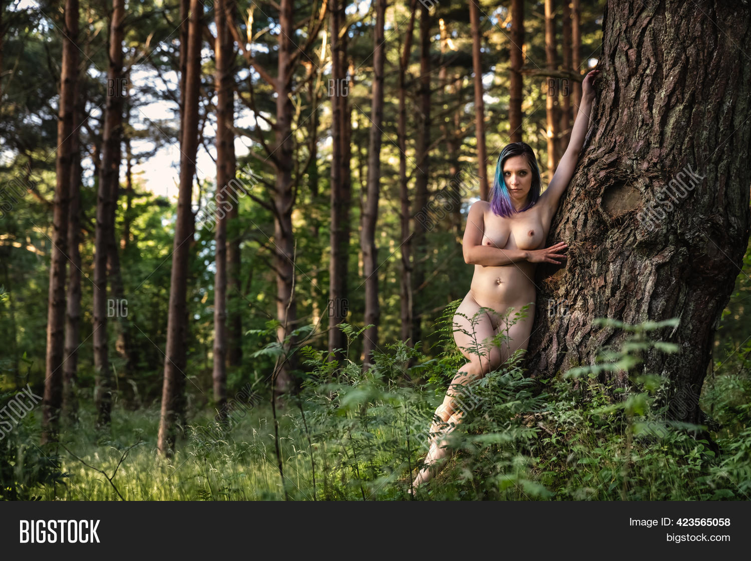 charlie alderson share naked women in forest photos