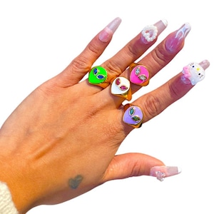 gem jewels baby alien video