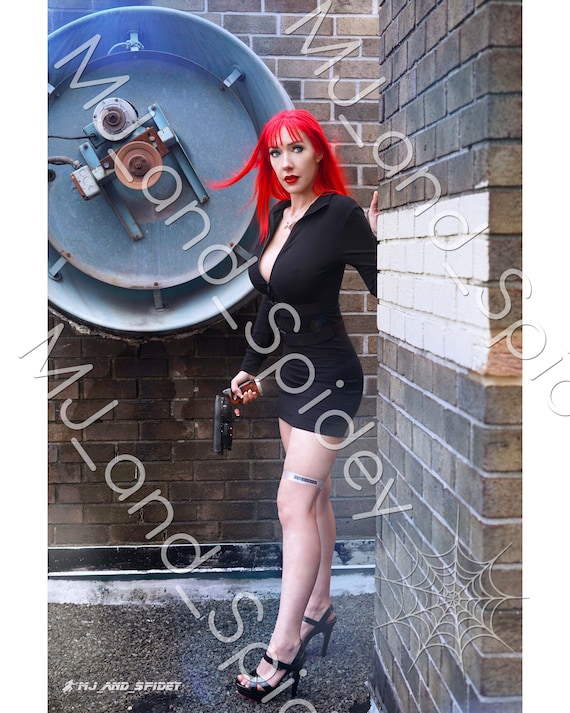 mary jane watson cosplay