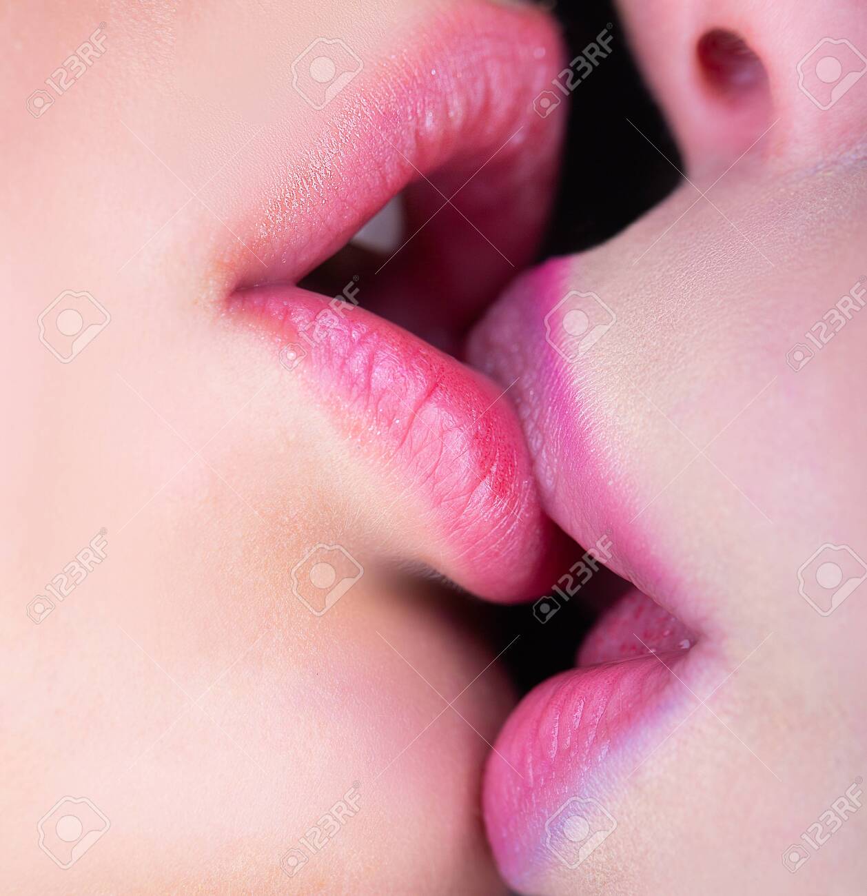 david laramore add hottest tongue kissing photo