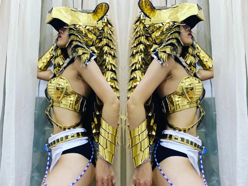 claudia lemke share sphinx costume photos