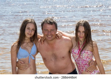 father and daughter nudists