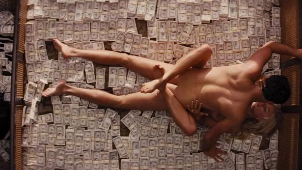 margot robbie naked in wolf of wall street