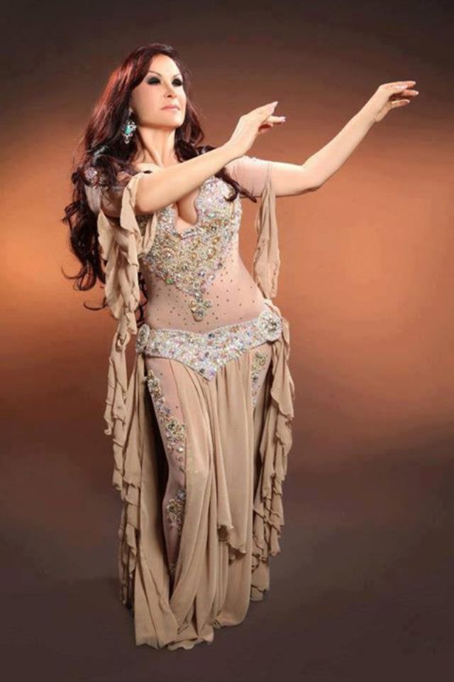 amanda mcgonagle recommends Naked Belly Dancer Video