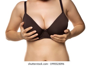 daniel bieze recommends Tight Bra Huge Tits