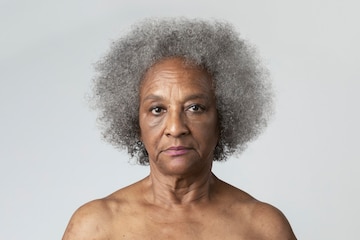 black mature nude women