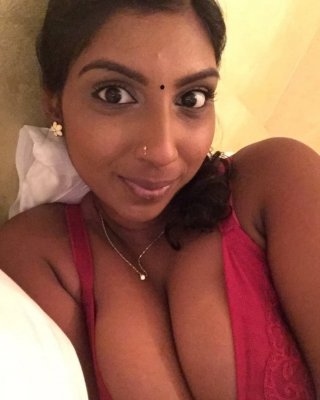 christopher pirtle recommends sexy milf indian pic