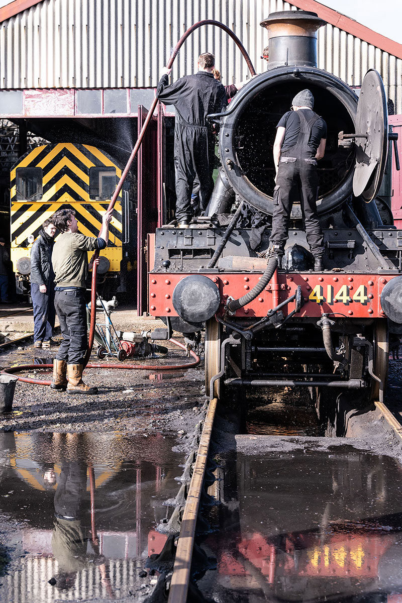 andie butler recommends glory hole train pic