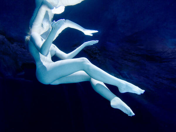 brenda fioretti recommends Nude Women Underwater