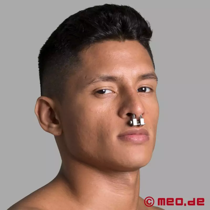 brandon iserhoff add bdsm nose photo