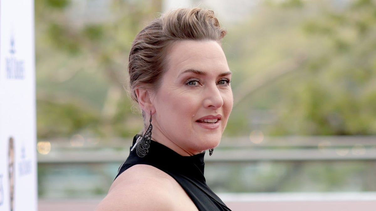 alex chown recommends nude pics kate winslet pic