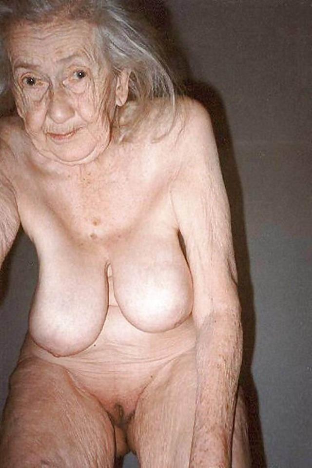 nude elderly women