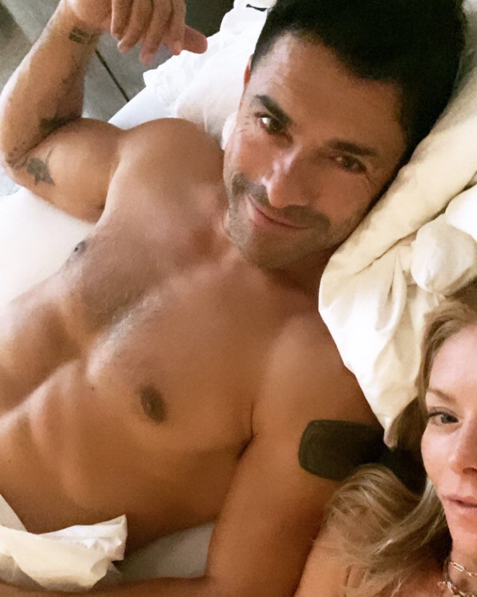 batch ninety nine recommends nude pictures of kelly ripa pic