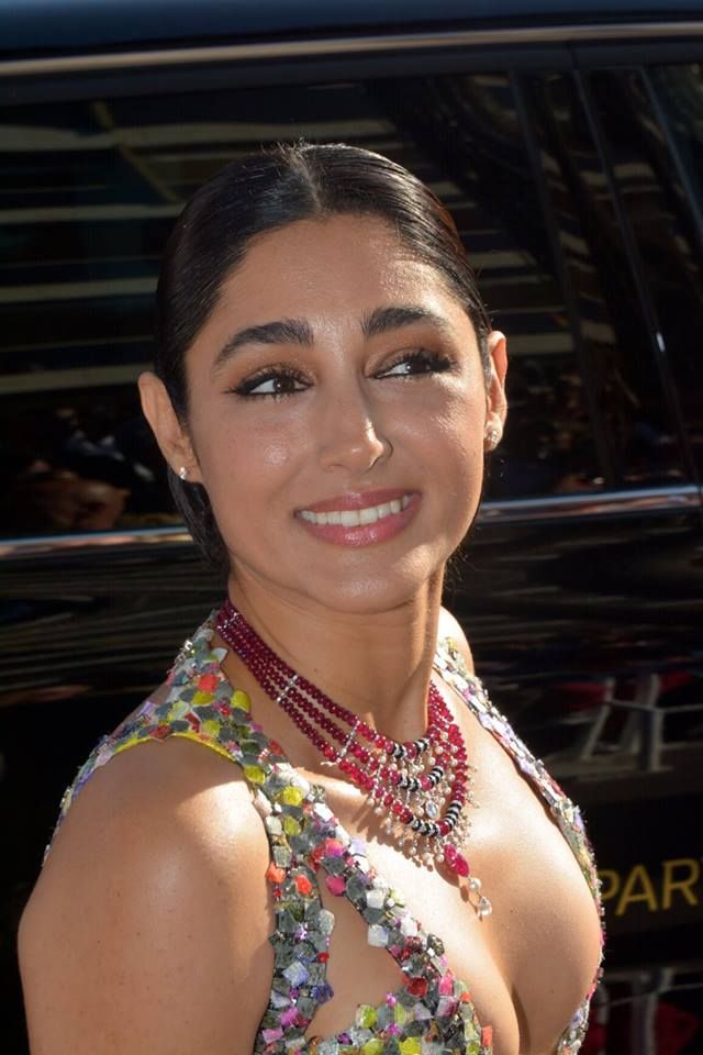 deb mills share golshifteh farahani bikini photos