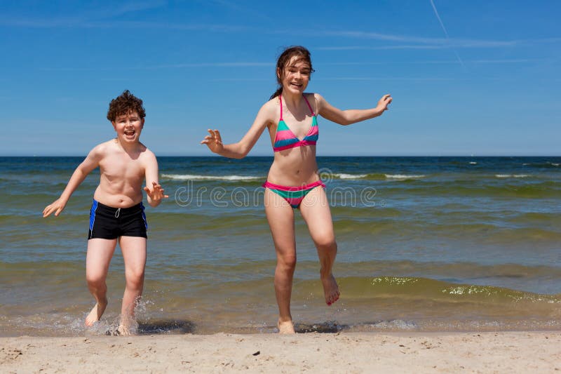 adolfo rodriguez recommends Naked Teenagers On The Beach