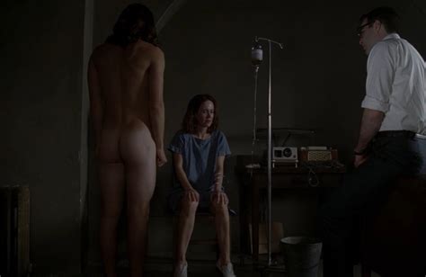 chris vandenbosch recommends sarah paulson naked pic