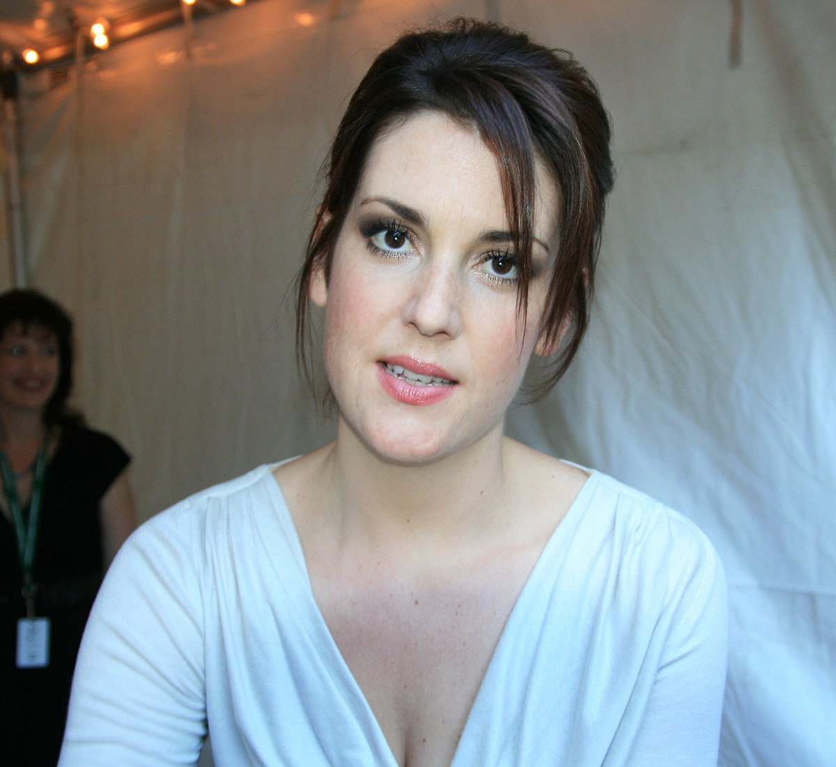 cherry ann salcedo add photo melanie lynskey hot