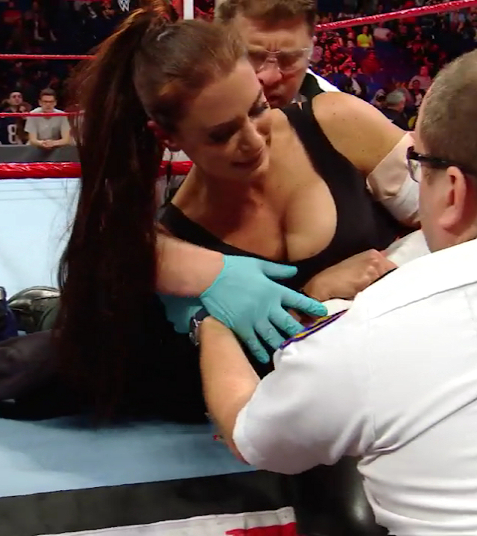 angel de venecia recommends Stephanie Mcmahon Nsfw