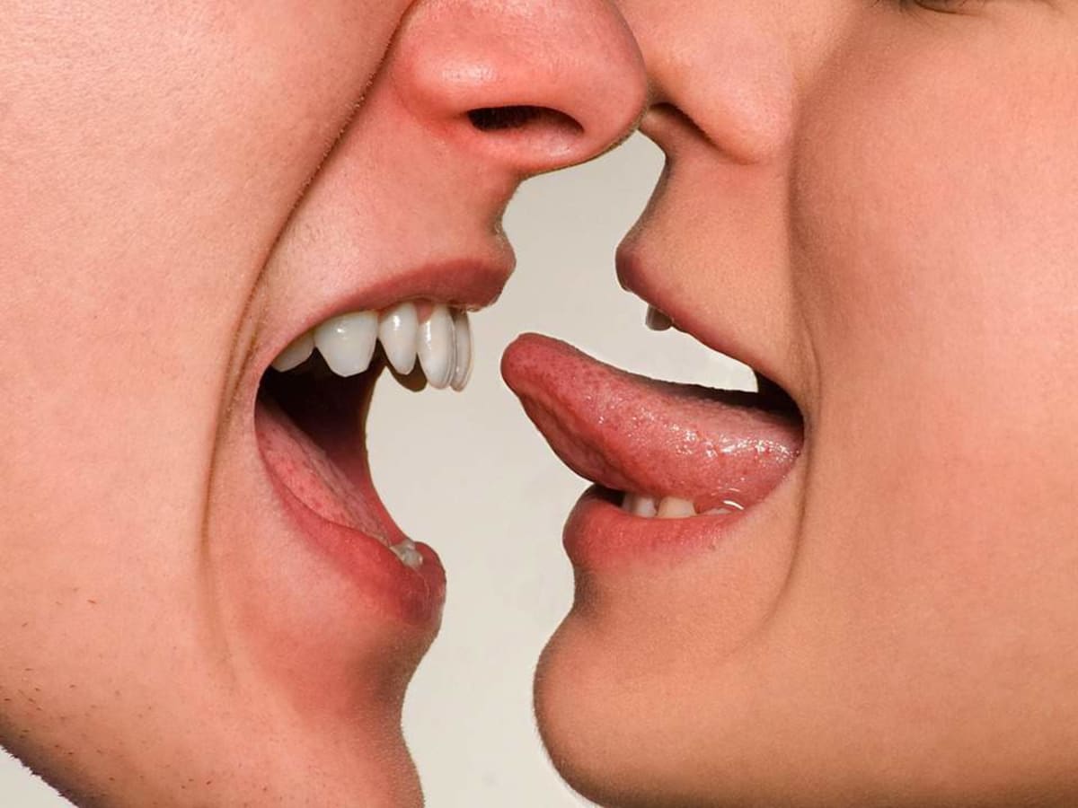 Best of Hottest tongue kissing