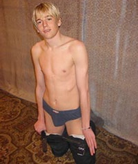 david a reich recommends Aaron Carter Naked