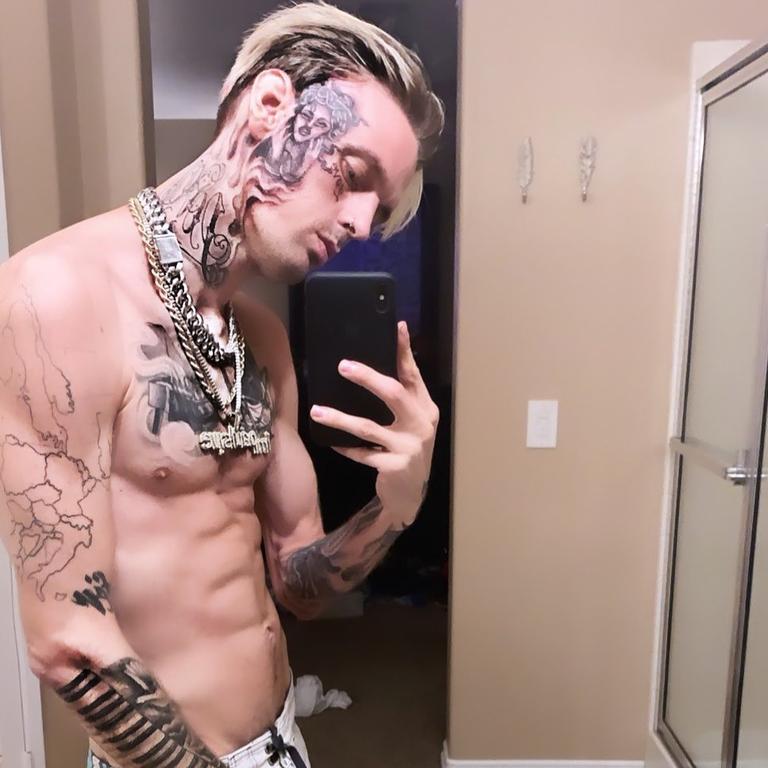 austin mcguire add aaron carter naked photo