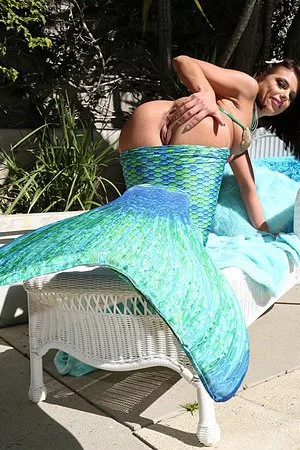 alice fabian recommends adriana chechik mermaid pic