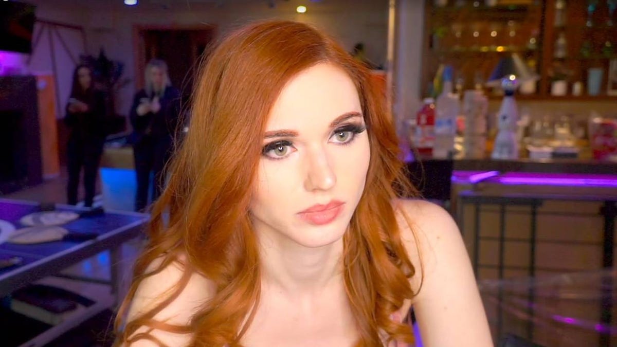 clare eastes recommends Amouranth Leacked