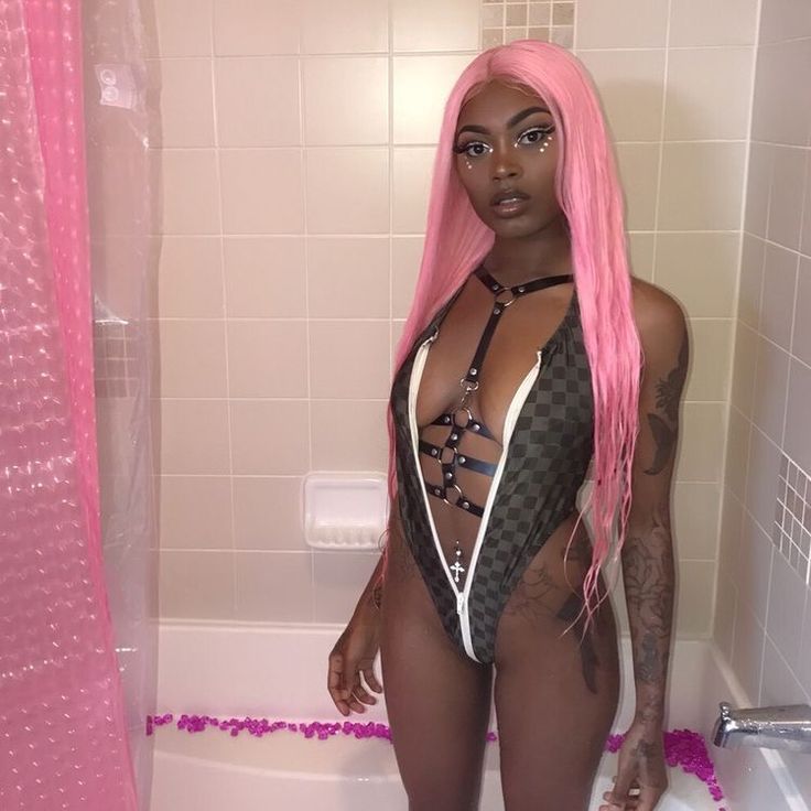 chong meau chin add asian doll in bikini photo