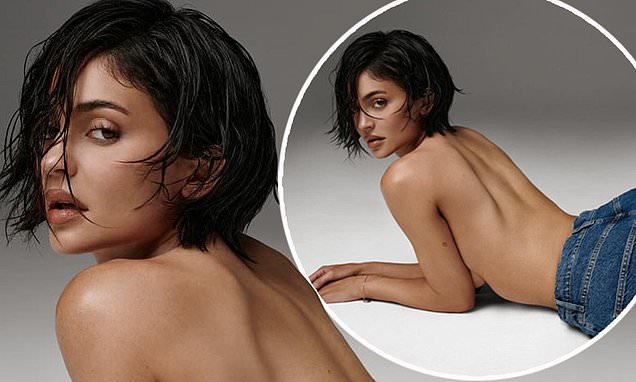 Kylie Jenner Nude Pics room pics