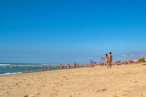 alberto farfan add brazilian family nudists photo