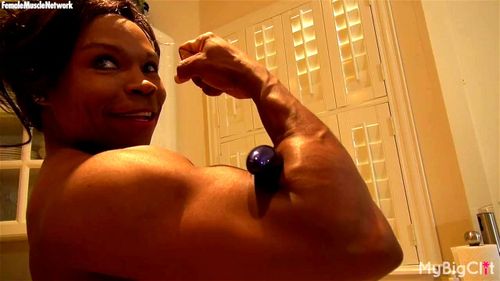 Ebony Female Bodybuilder Porn and tugs