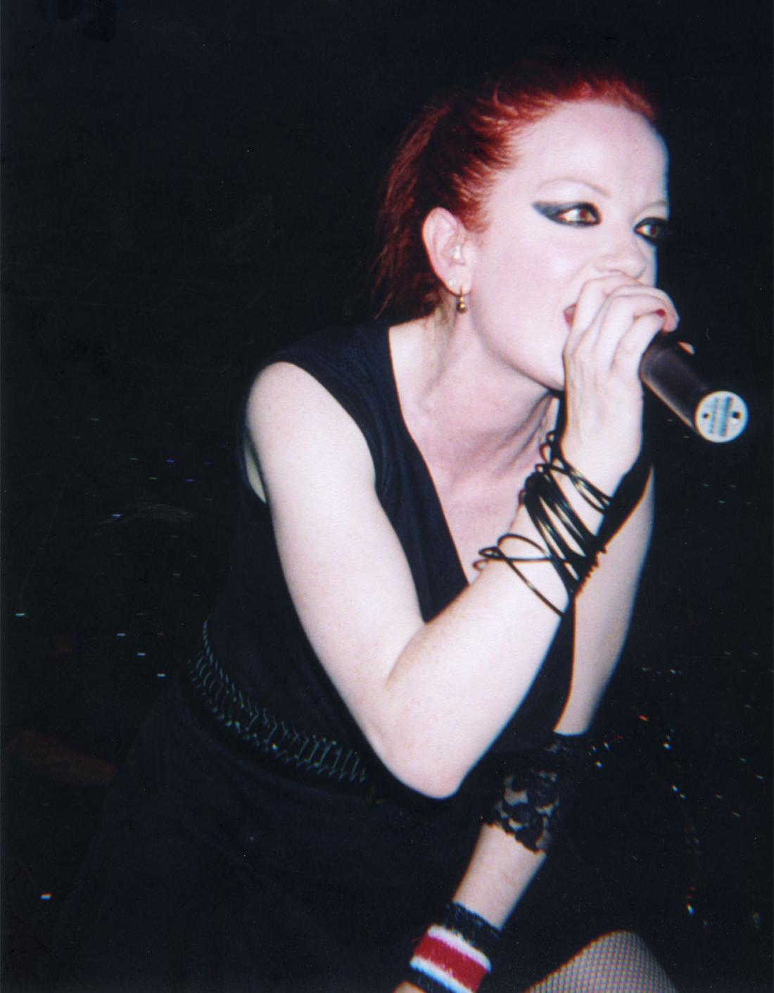 shirley manson naked