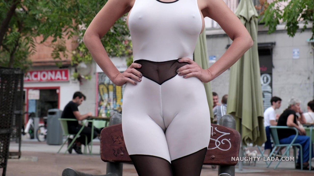 custom fit recommends camel toe in public pic