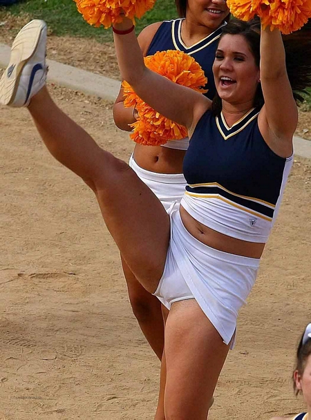 braulio camacho share cheerleading without panties photos