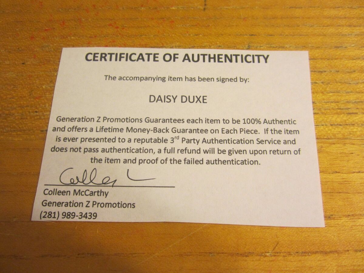 amal aling recommends Daisy Duxe