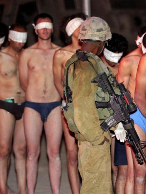 israeli naked soldiers