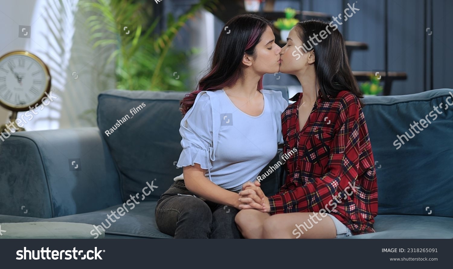 cak cicak add desi lesbian sex photo