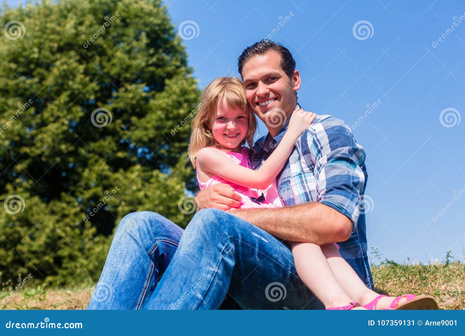 aj pell recommends daughter sits on dads lap pic