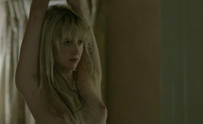 carolyn hoskins recommends andrea riseborough naked pic