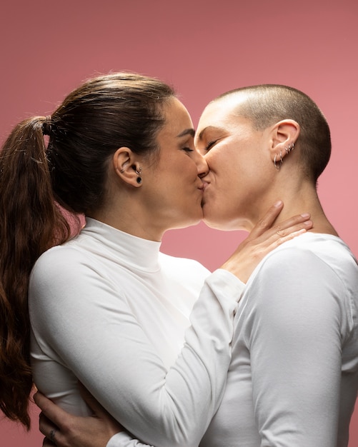 ana estes share lesbians kissing hard photos