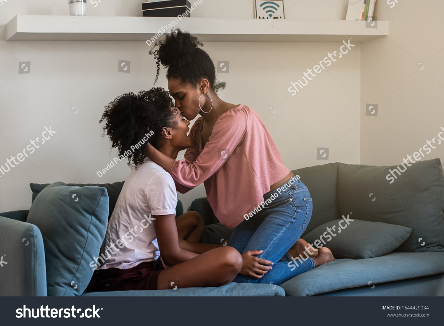 free ebony lesbian sex