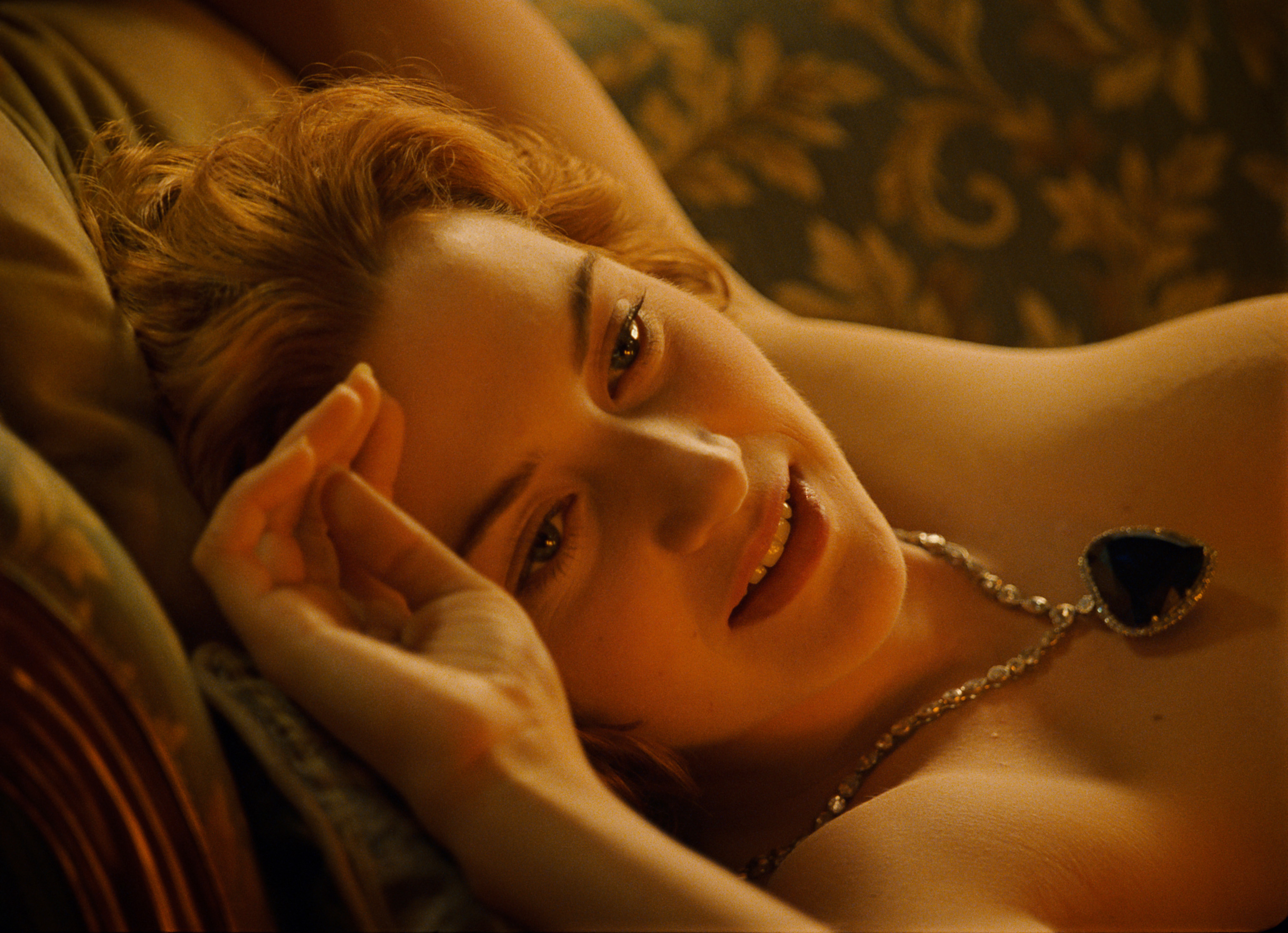 kate winslet naked pics